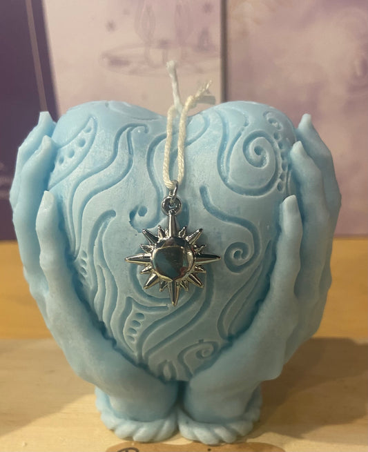 Bougie " Main sur le Coeur "  Pendentif